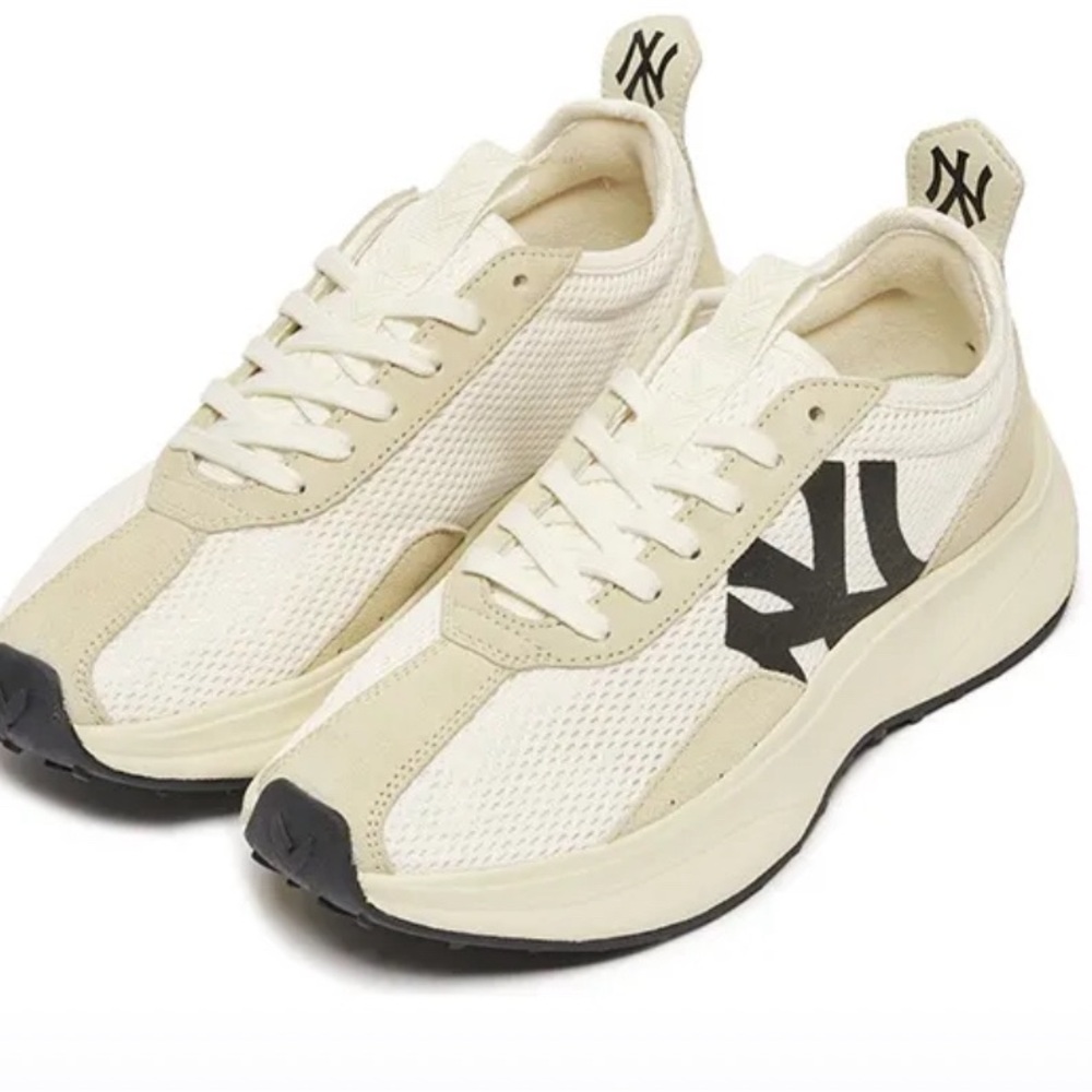 MLB Chunky Jogger Seamball Yankees Sneakers